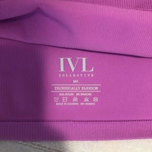 IVL collective ribbed shirt fits like a s/xs